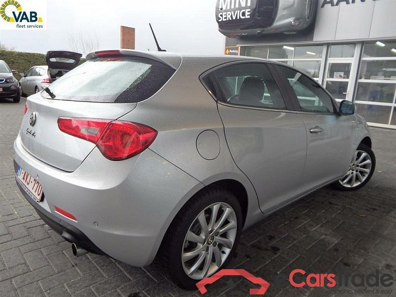 ALFA ROMEO GIULIETTA 2.0 JTD M-Jet Distinctive Start&St. Navi Leather Klima PDC... #4