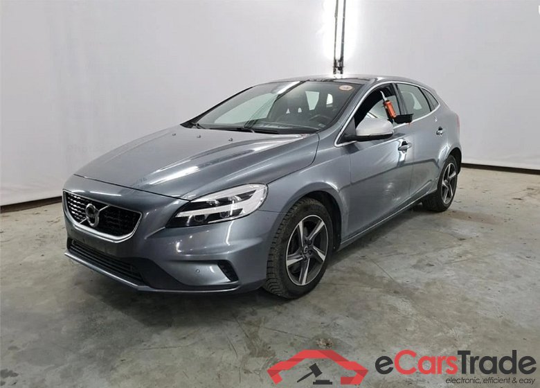 Volvo V40 2.0 D3 R-Design 150Hp Pano LED-Xenon Virtual Navi Sport-Leather Klima PDC ... #1