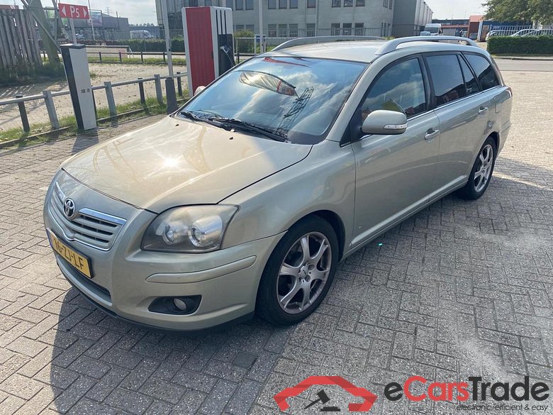 TOYOTA Avensis Wagon 2.0 D-4D Executive Business (5-drs Combi) #1