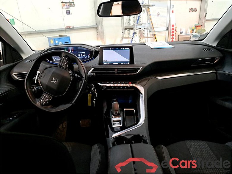 Peugeot BlueHDi 130 S&S EAT8 ACTIVE BUSINESS 3008 / 2016 / 5P / SUV BlueHDi 130 S&S EAT8 ACTIVE BUSINESS #5