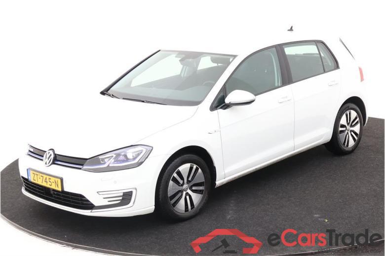 VOLKSWAGEN e-Golf  #1