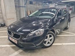  VOLVO - V40 D2 120PK Kinetic Pack Professional & Rear Assist 