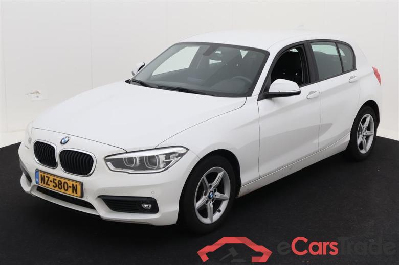BMW 1-serie 118i Executive #1