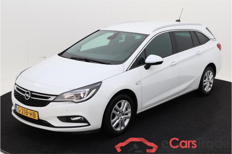 OPEL Astra Sports Tourer 77 kW #1