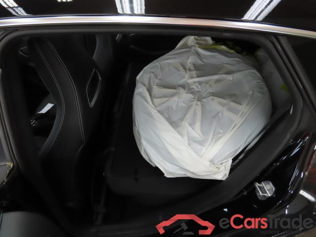 Mercedes CLA Shooting Br.-alt CLA -Klasse Shooting Brake  CLA 220 CDI / d  2.1  125KW  AT7  E6 #1