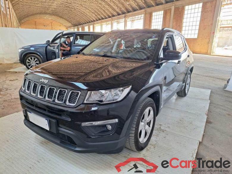 Jeep 33 JEEP COMPASS / 2017 / 5P / SUV 1.6 MJET II 88KW BUSINESS #1