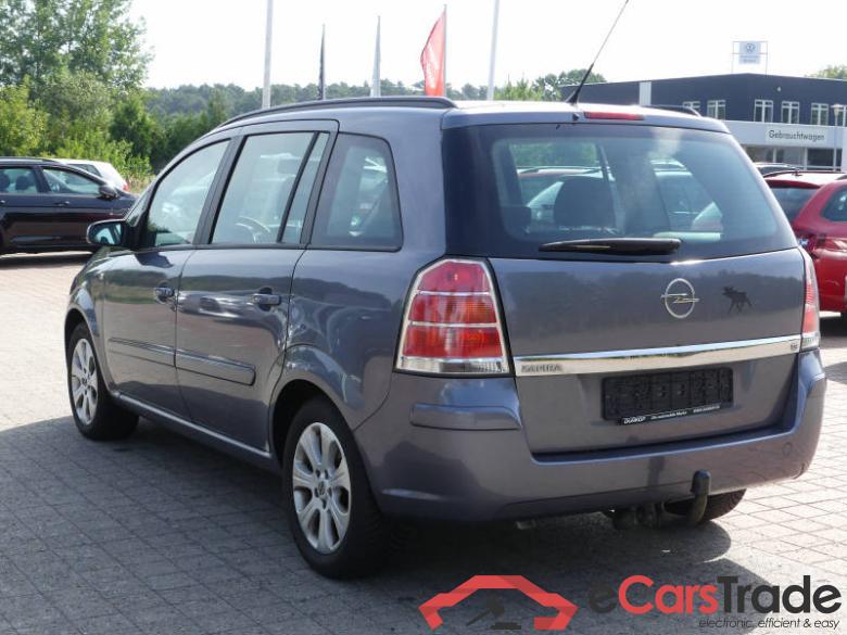 Opel  Zafira #4