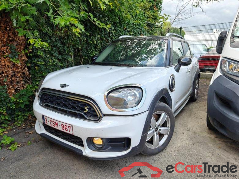Mini Countryman Cooper S E ALL4 AT 5d !!Damaged car, Rolling car!!!pvb11