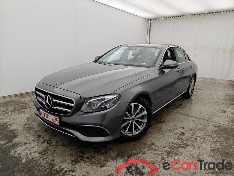 Mercedes-Benz E-Klasse Berline E 200 Business Solution 4d