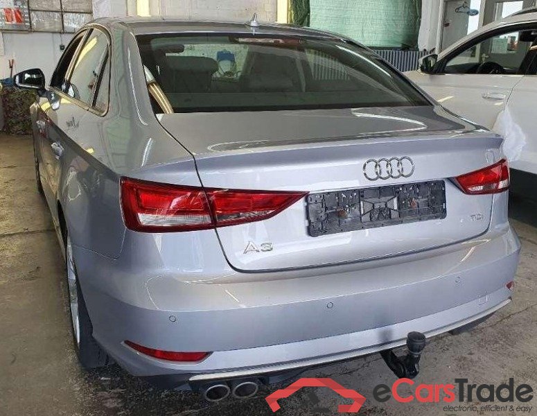 Audi A3 2.0 TDi Sport Xenon Navi Sport-Seats Klima PDC ... #3