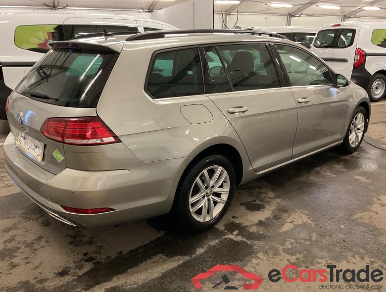 Volkswagen Golf 1.4 TGi 110Hp Highline LED-Xenon Navi Sport-Leather-Alcantara Klima PDC ... #4