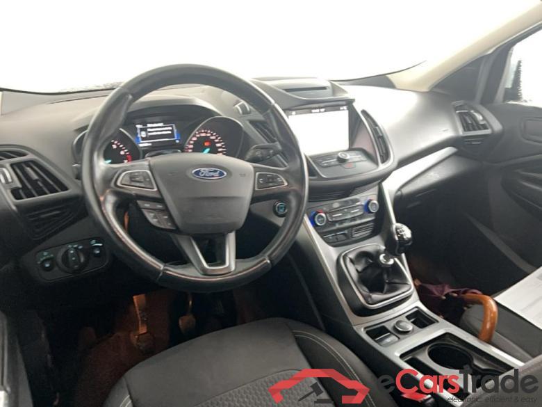 Kuga  Trend+ 1.5 ECOBOOST  120CV  MT6  E6dT #3