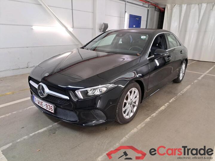 Mercedes A-Klasse Limousine A-Klasse Limousine A 180 d DCT Launch Edition 85kW/116pk  4D/P Auto-7 #1
