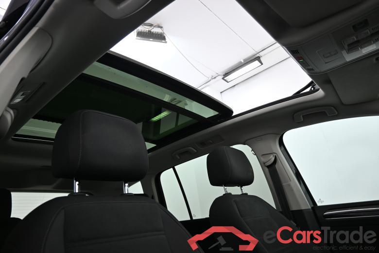 Volkswagen Touran 1.6 TDi Aut. R-Line Pano LED-Xenon Navi Leather-Alcantara Klima PDC ... #5