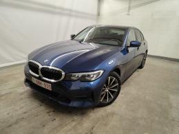 BMW 3 Reeks Berline 318dA (110 kW) 4d