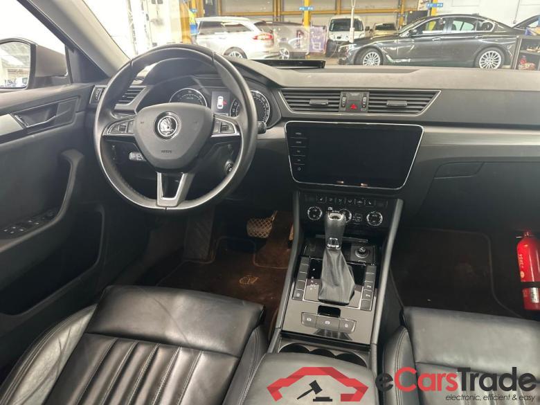 SKODA SUPERB COMBI DIESEL - 2015 2.0 CR TDi Corporate Plus Edition DSG Style Premium Confort #5