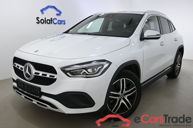 Mercedes GLA 200 d Aut. Widescreen LED Navi Sport-Leather Camera Klima PDC ... #1