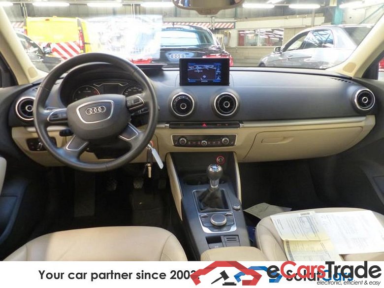AUDI A3 SPORTBACK 1.6 TDI ATTRACTION 105Hp Pano Navi Leather Klima PDC ... #4