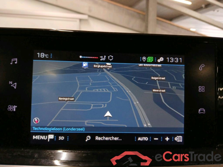 Peugeot 208 1.2 PureTech LED Navi Sport-Seats Klima PDC ... #4