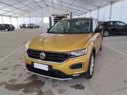 Volkswagen 16 VOLKSWAGEN T-ROC / 2017 / 5P / SUV 2.0 TDI SCR ADVANCED BMT DSG 4MOTION