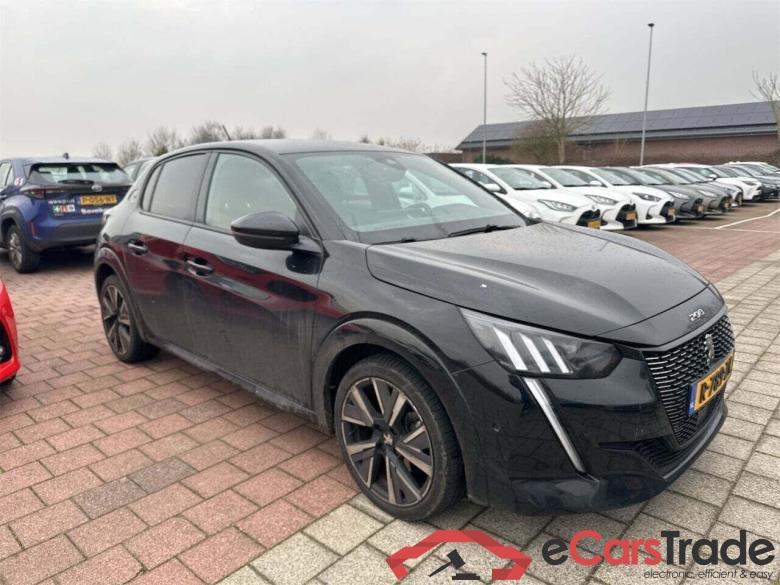PEUGEOT 208 1.2 PureTech GT #2