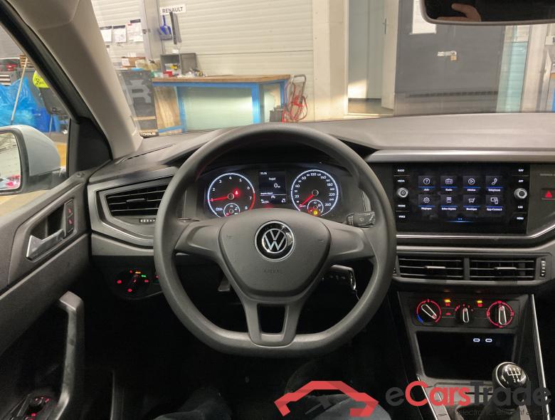 VOLKSWAGEN Polo Polo Trendline 1.0 59 kW (80 ch) 5 vitesses manuel #3