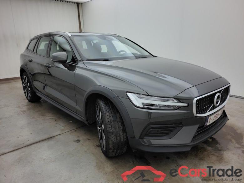 Volvo V60 Cross Country D4 4x4 Geartronic Cross Country Pro 5d #2