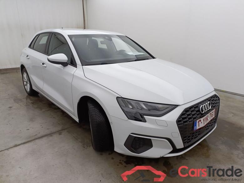 Audi A3 Sportback 2.0 30 TDi 85kW 5d #3
