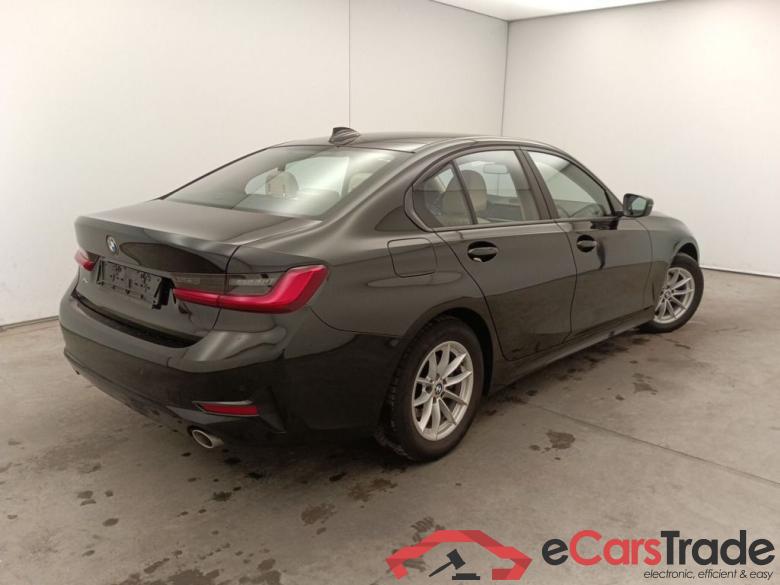 BMW 3 Reeks Berline 318dA (100 kW) 4d #5