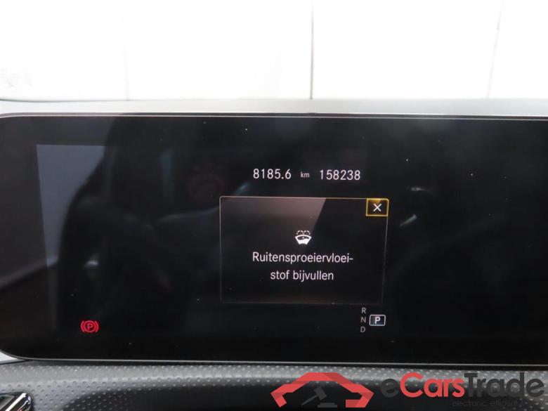 MERCEDES-BENZ CLA-Klasse 200 Bus. Sol. AMG #4