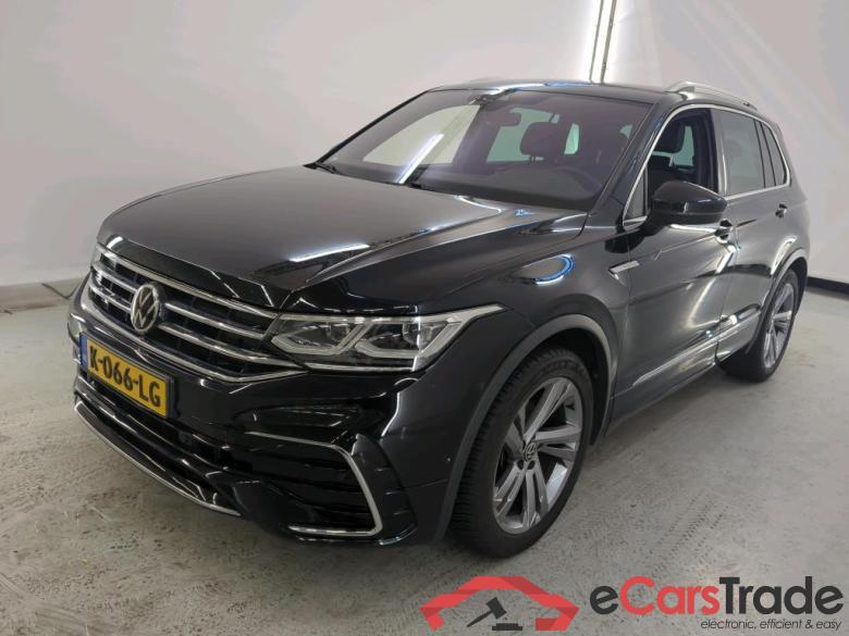 Volkswagen Tiguan FL'20 Volkswagen Tiguan 1.5 TSI 110kW DSG R-Line Business+ 5d #1