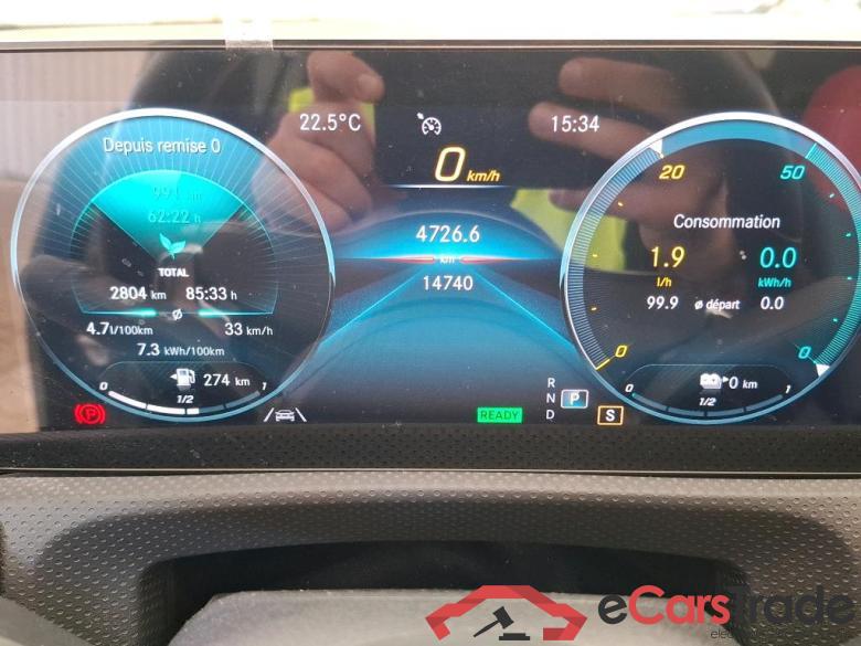 Mercedes A 250 e AMG Line 8G-DCT MERCEDES-BENZ Classe A Berline / 2018 / 4P / Berline A 250 e AMG Line 8G-DCT #6