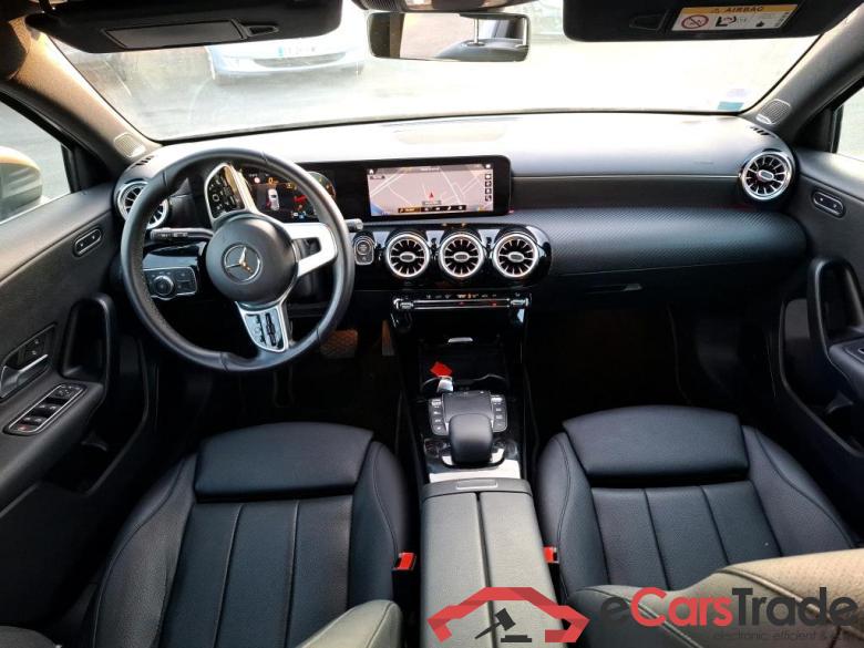 Mercedes A 200 Business Line 7G-DCT MERCEDES-BENZ Classe A Compact / 2018 / 5P / Berline A 200 Business Line 7G-DCT #5
