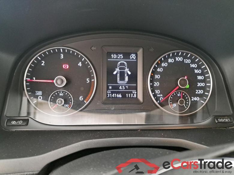 Volkswagen 2.0 TDI 150 DSG Confortline VOLKSWAGEN Caddy Maxi / 2015 / 5P / monospace 2.0 TDI 150 DSG Confortline #6