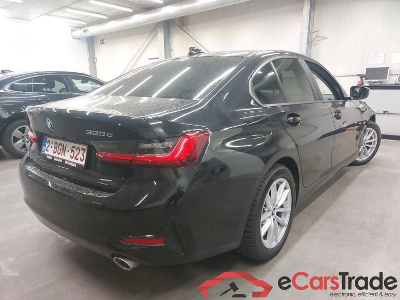 BMW - BMW 3 BERLINE 320e 204PK Business Edition With Vernasca Heated Seats & Active Cruise Control & Electric Trailer Hook  * HYBRID * #2