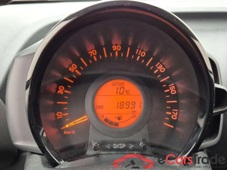 PEUGEOT 108 1.0 e-VTi Style #4
