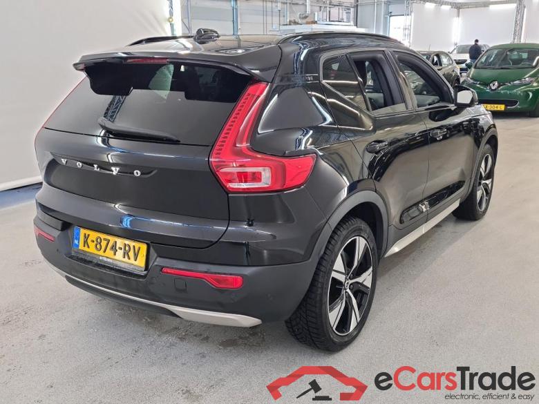 Volvo XC40 '17 Volvo XC40 Recharge P8 AWD 5d #2