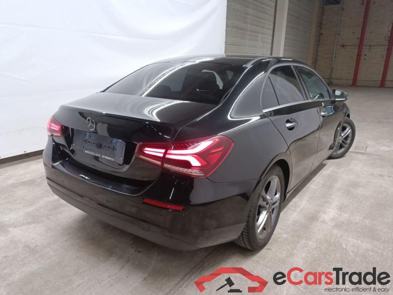 Mercedes-Benz A-Klasse Limousine A 180 d DCT Launch Edition 4d #5