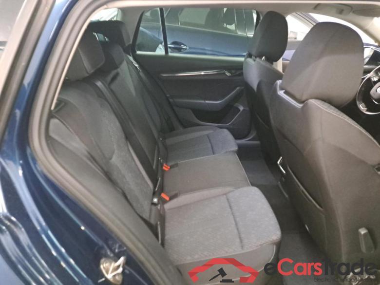 SKODA OCTAVIA COMBI 1.4 TSI PHEV 150KW DSG STYLE TRAVEL ASSIST Launch Style #6