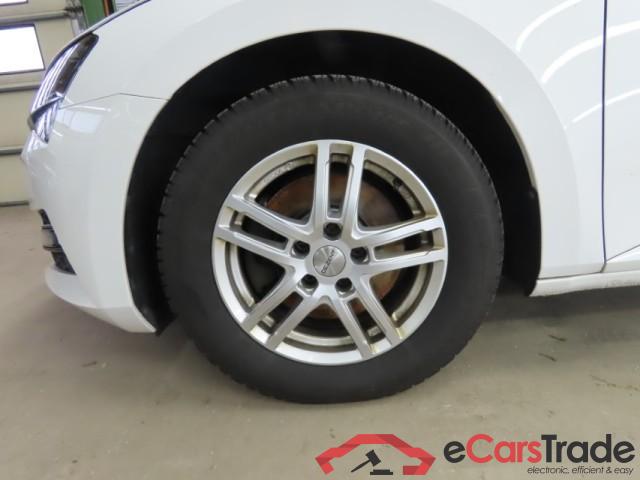 Skoda Superb Wagon ´15 Superb Combi Ambition 2.0 TDI 110KW AT7 E6d #6