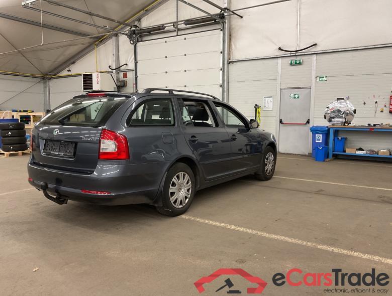SKODA Octavia Combi O COMBI A5 AMB 1,6 CR DSG 105CV #2