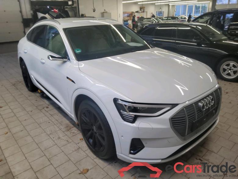 Audi 55 quattro advanced E-tron Sportback #1