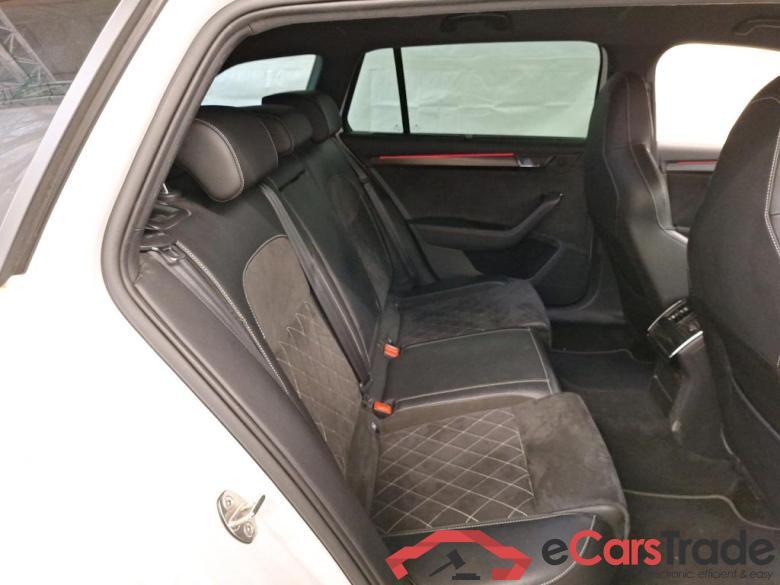 SKODA SUPERB COMBI DIESEL - 2019 2.0 CR TDi Sportline DSG #6
