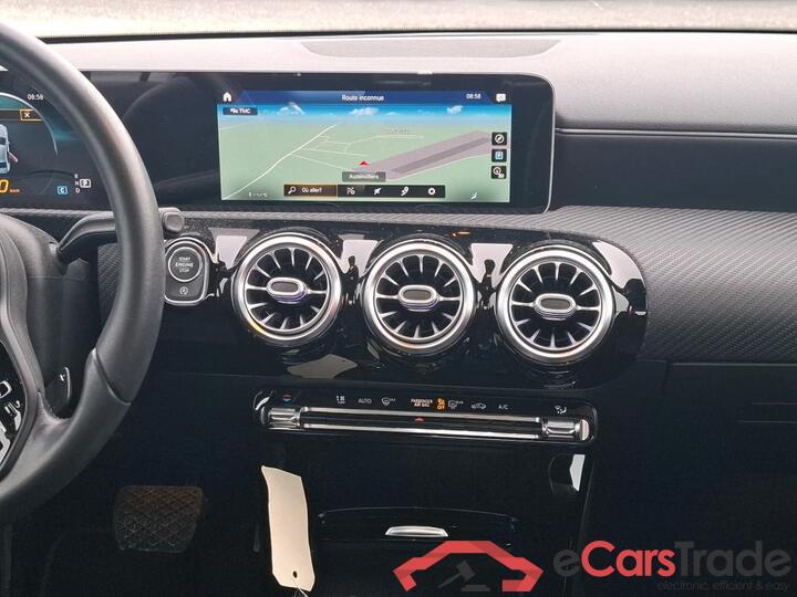 Mercedes A 180i Limousine Aut. LED-Xenon Widescreen Ambient Navi 1/2 Sport-Leather KeylessGo Camera Klima PDC ... #6