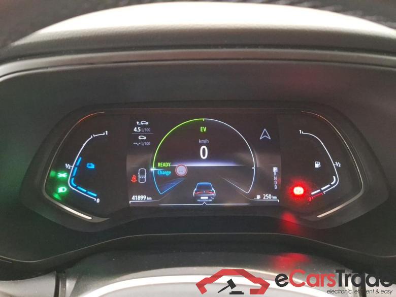 Renault  Arkana / 2021 / 5P / SUV R.S. Line E-TECH 145 -21B / VH SUR PARC #6