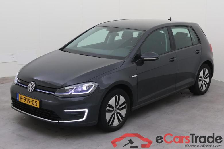 VOLKSWAGEN e-Golf  #1