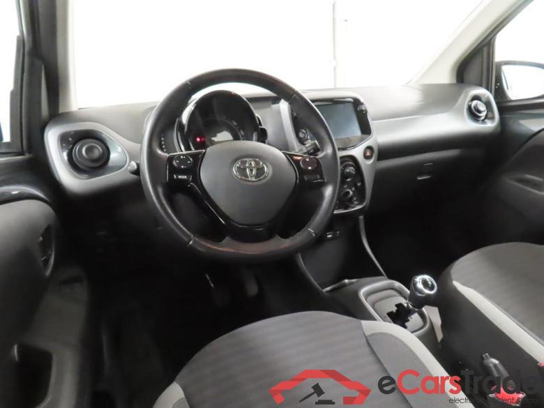 TOYOTA Aygo 1.0 VVT-i x-play #3