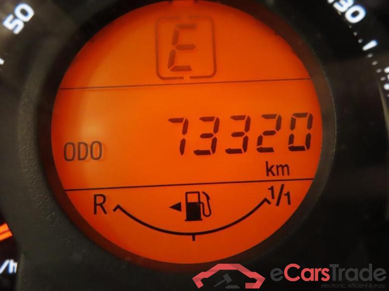 TOYOTA Aygo 1.0 VVT-i x-play #4