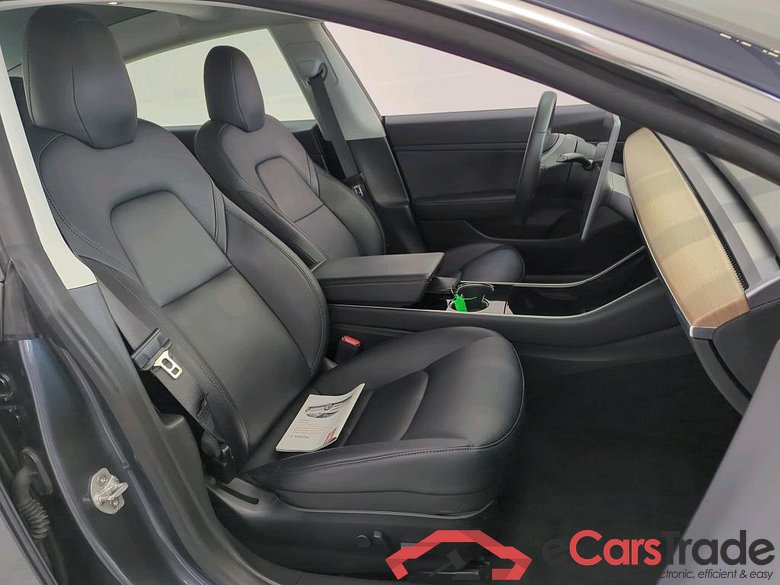 Tesla Model 3 '18 BEV Tesla Model 3 Standard Range Plus RWD 4d #3
