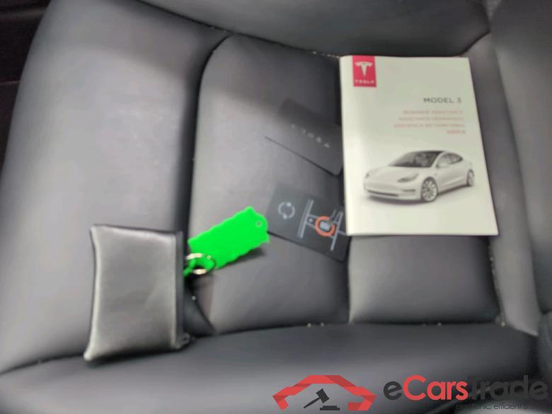Tesla Model 3 '18 BEV Tesla Model 3 Standard Range Plus RWD 4d #4